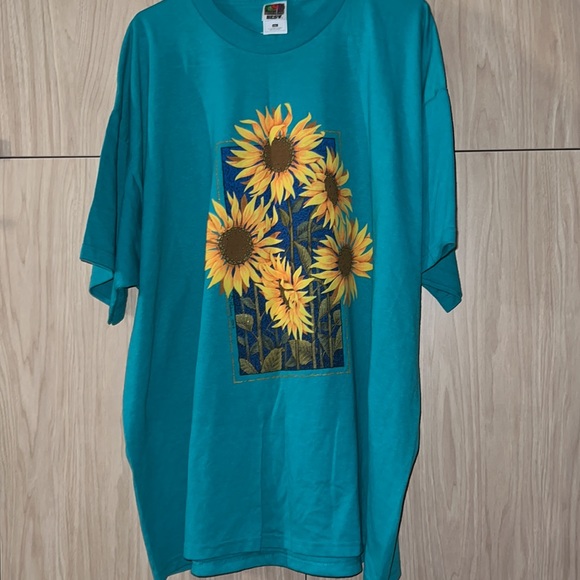 Vintage T-Shirt - Picture 3 of 5